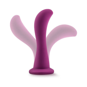 Bellatrix 6.25 in. Curved Dildo with Suction Cup Plum